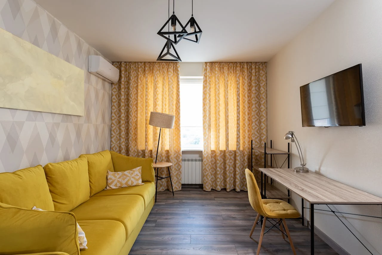 How to Clean Curtains at Home